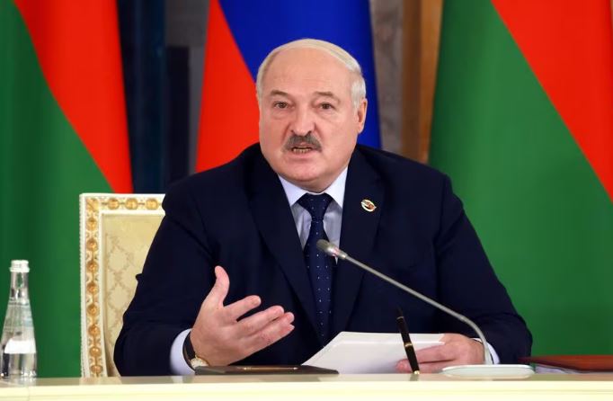 Lukashenko e konfirmon: Dhjetëra armë bërthamore ruse janë dislokuar në Bjellorusi